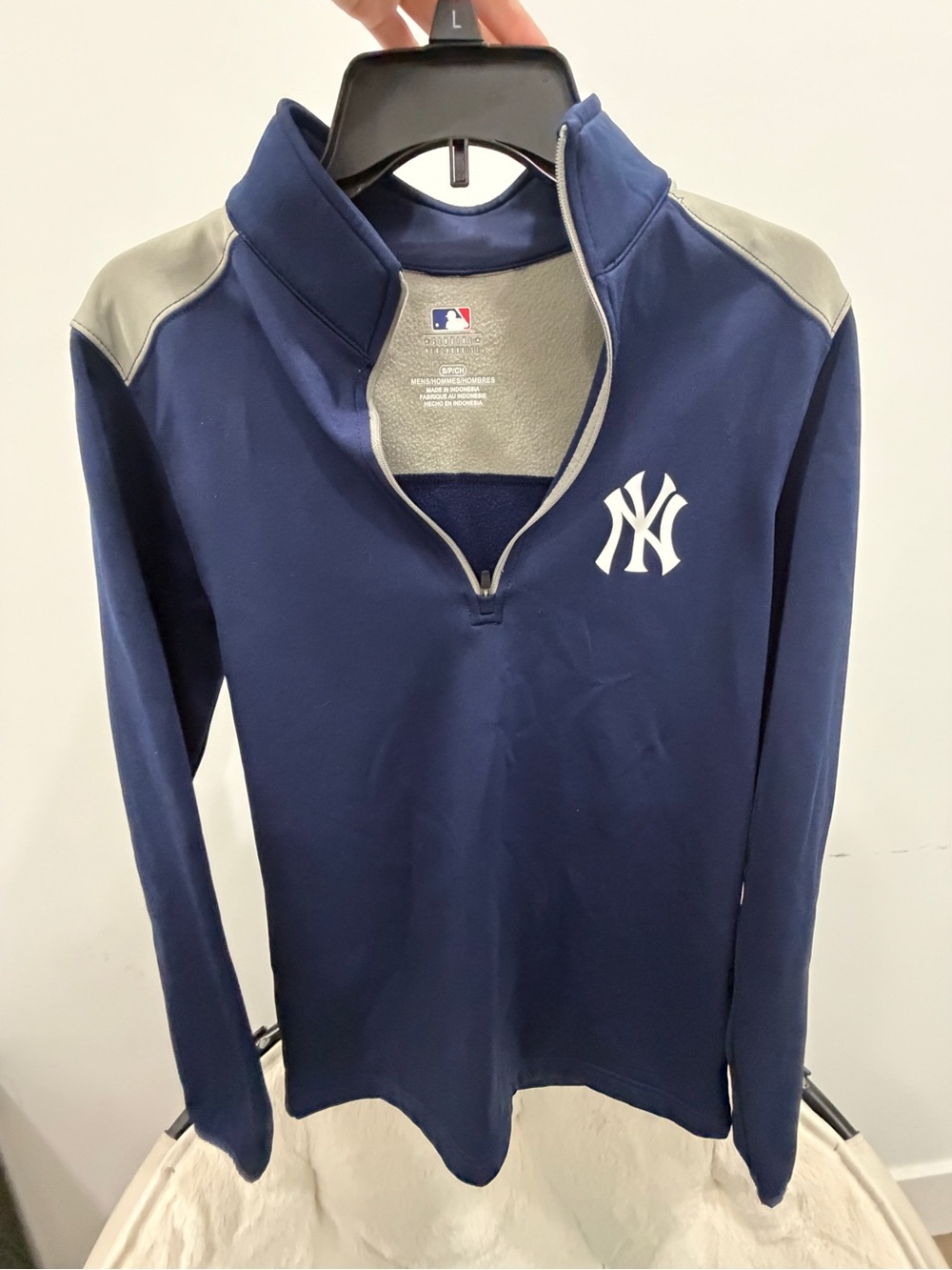 NY Yankees Quarter Zip Pullover Men’s Small Navy Gray MLB